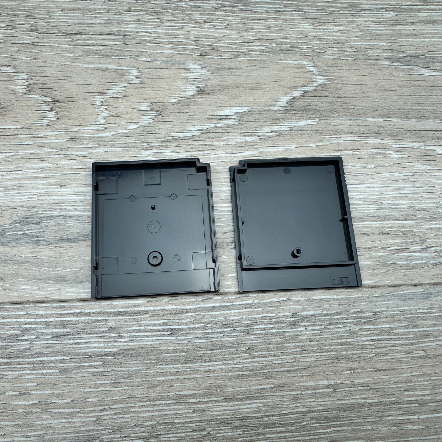 Legend of Zelda: Links Awakening DX (Game Boy Color) + (Cart + Box + Manual)